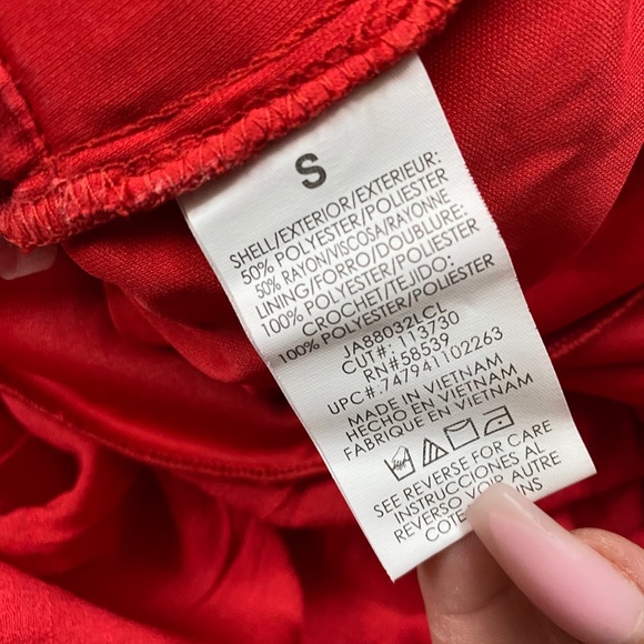 Red summer dress with hanging sleeves - Picture 4 of 4